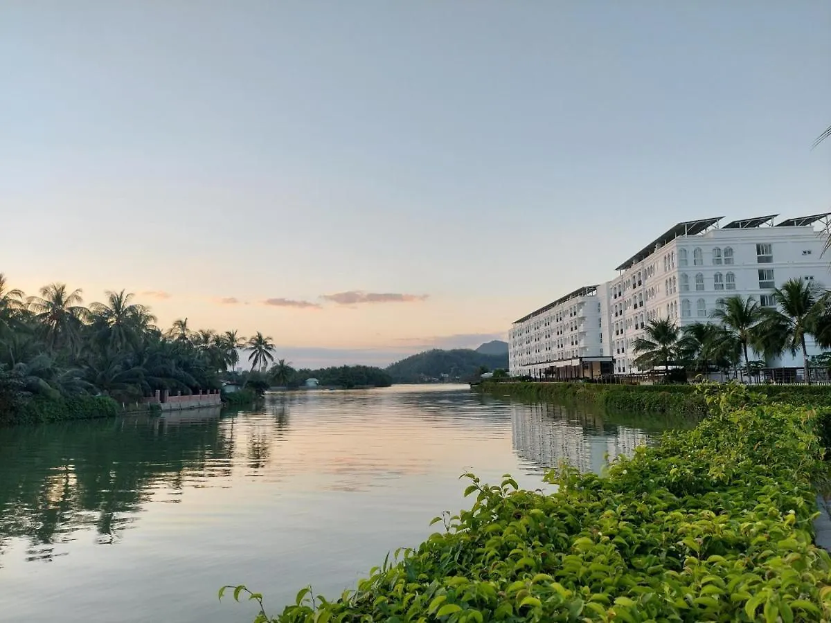 Cham Oasis Nha Trang Resort Condotel Vietnam