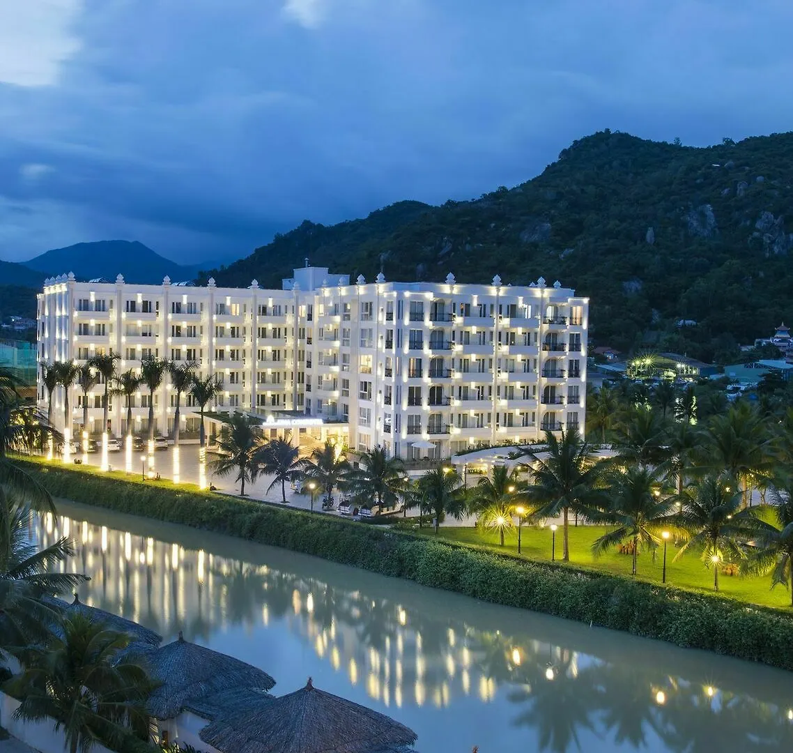 Cham Oasis Nha Trang Resort Condotel Vietnam