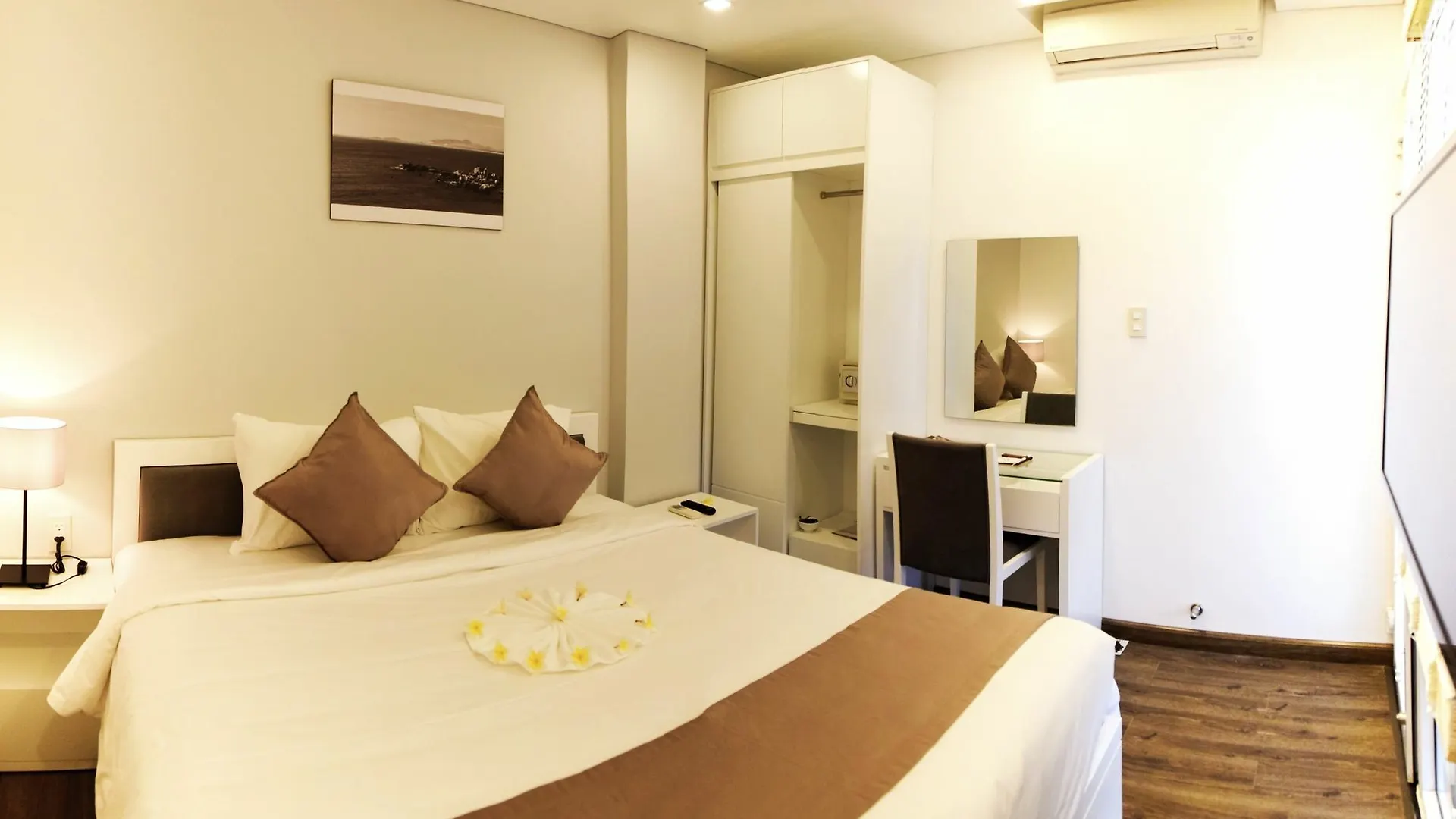 Cham Oasis Nha Trang Resort Condotel Aparthotel