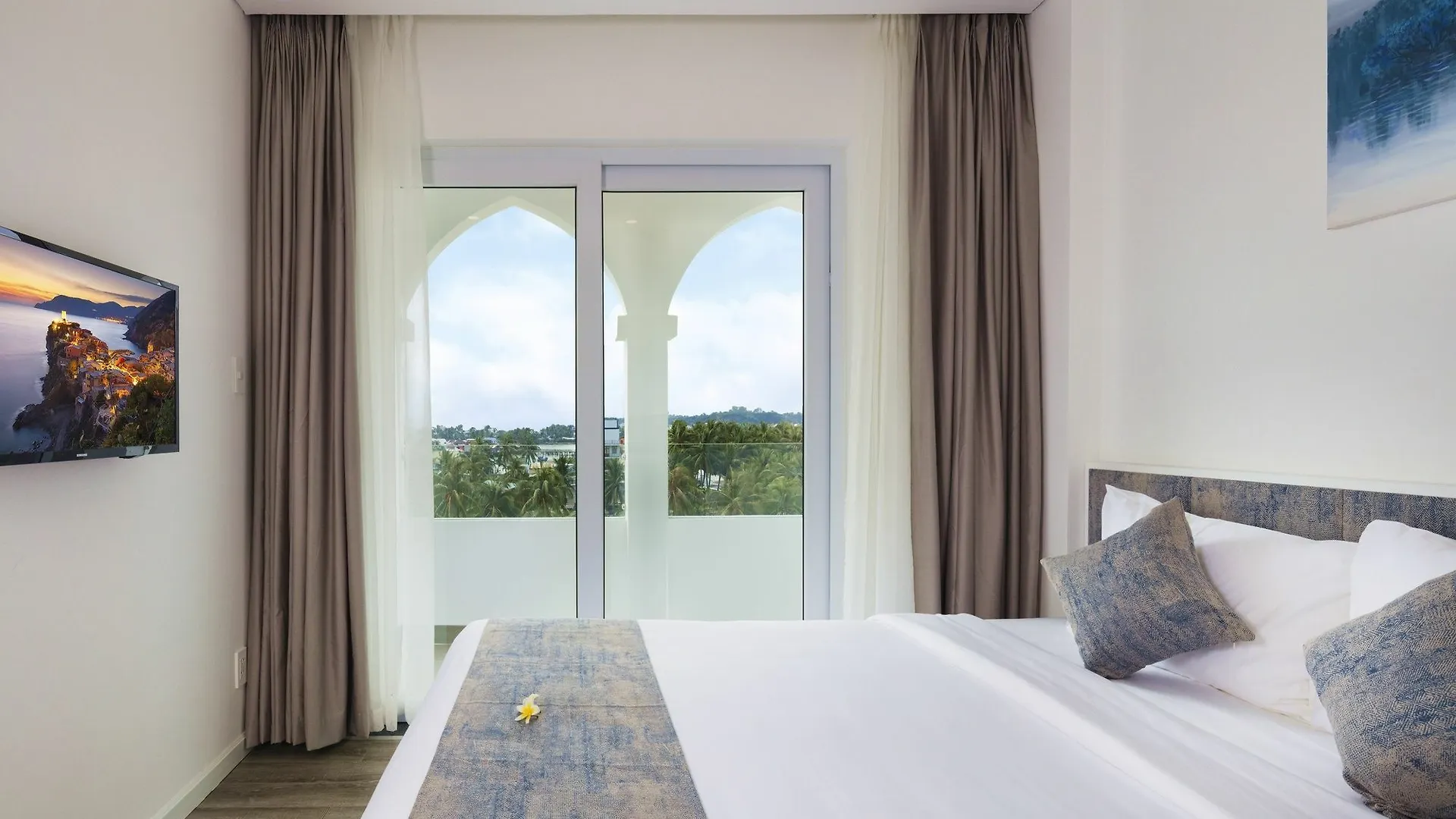 Cham Oasis Nha Trang Resort Condotel Vietnam