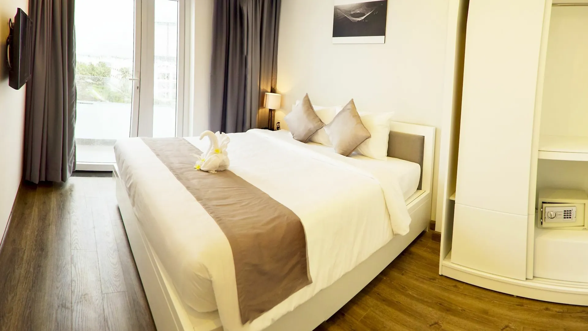Cham Oasis Nha Trang Resort Condotel